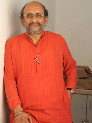 Paranjoy Guha Thakurta Paranjoy Guha Thakurta